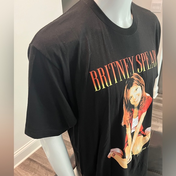 Britney Spears T-Shirt - Picture 3 of 11